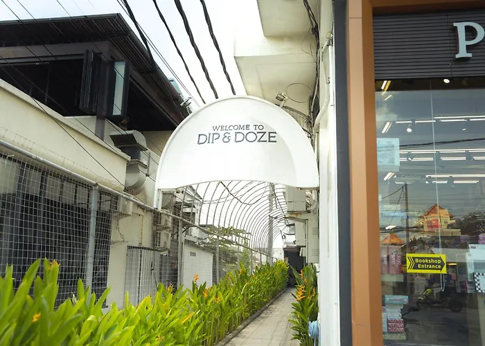 ホステル Dip & Doze Living *